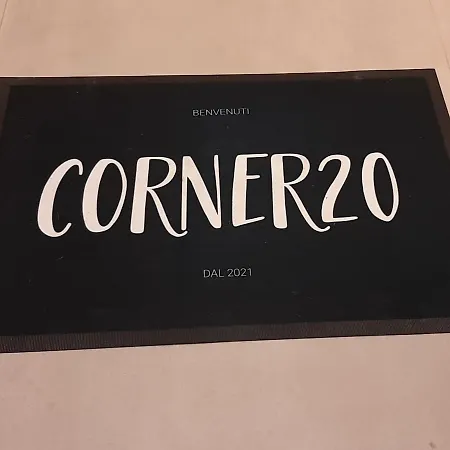 بيت ضيافة Locazione Turistica Corner 20 Zona Clinica بياتشينسا